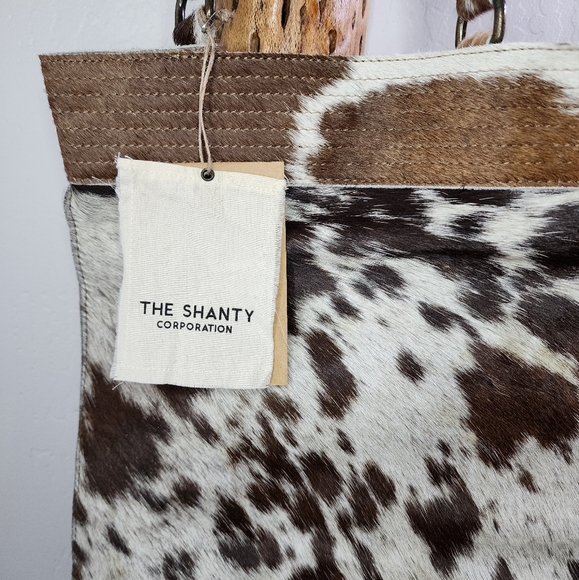 NEW The Shanty Corporation Hunter Cowhide Shoulder Tote - Picture 2 of 12